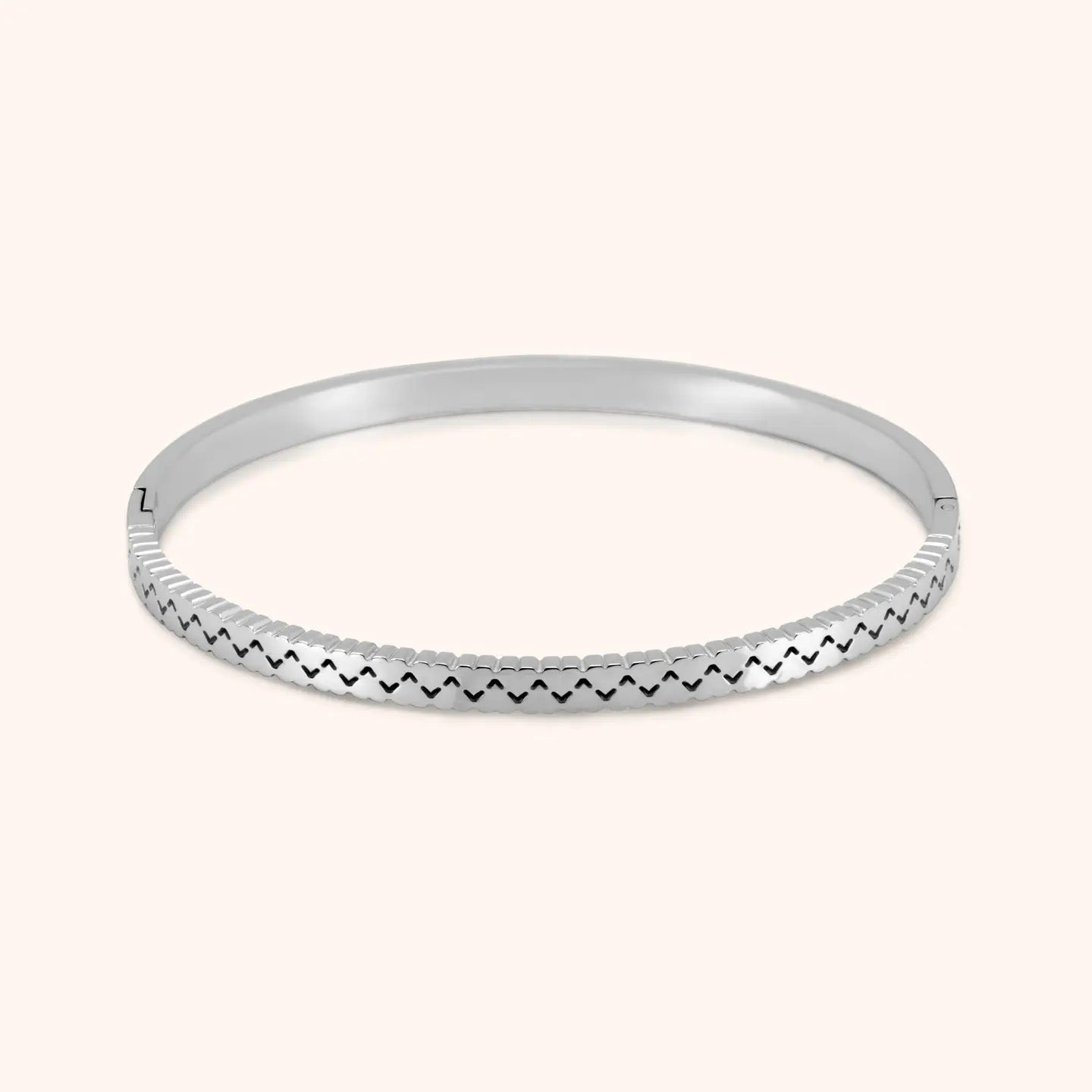 Heartbeat Bangle - Silver