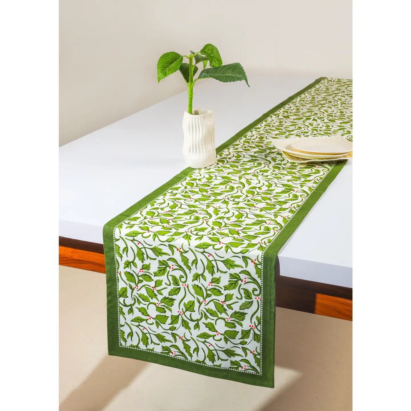 Evergreen Print Cotton Table Runner