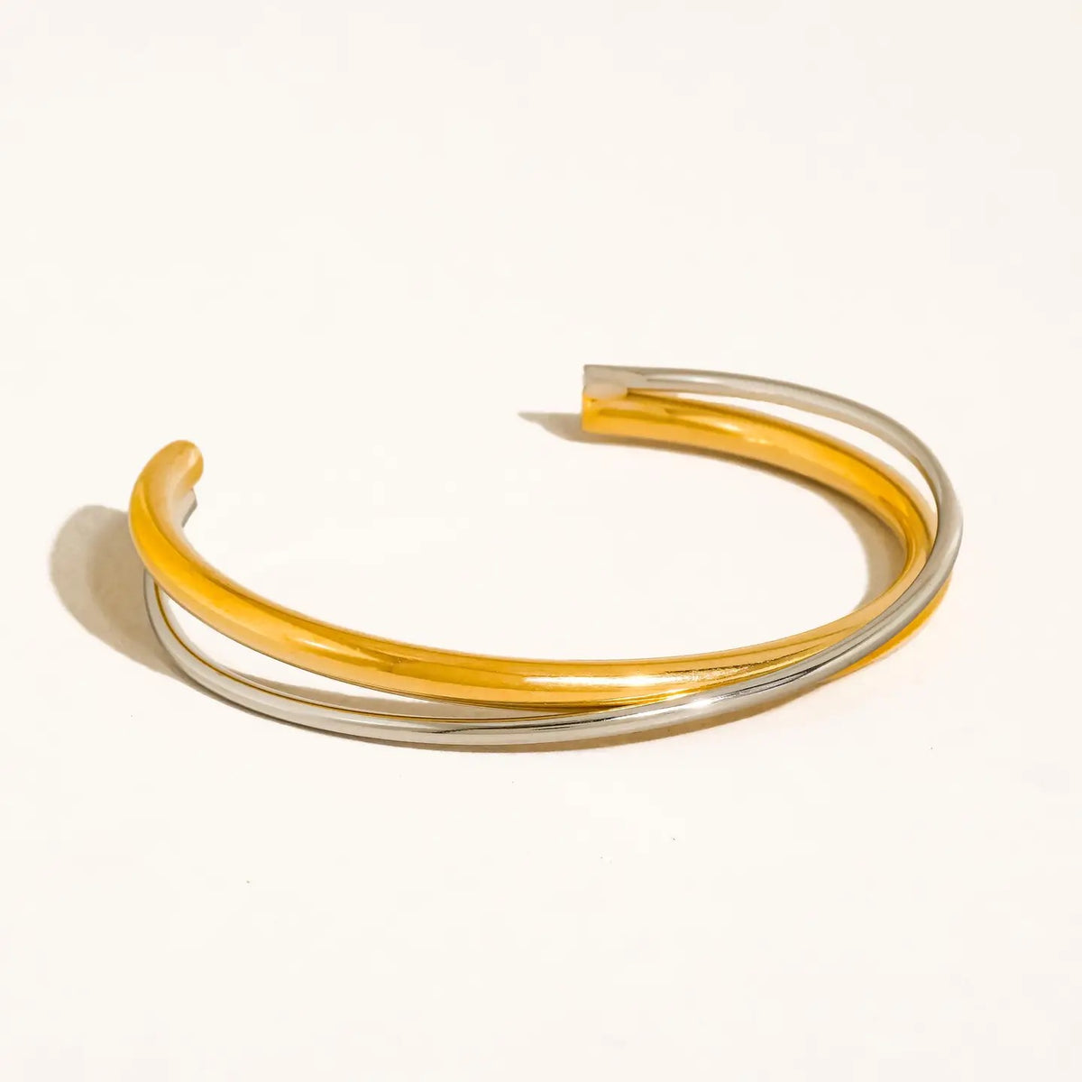 Rivoli Crossover Cuff