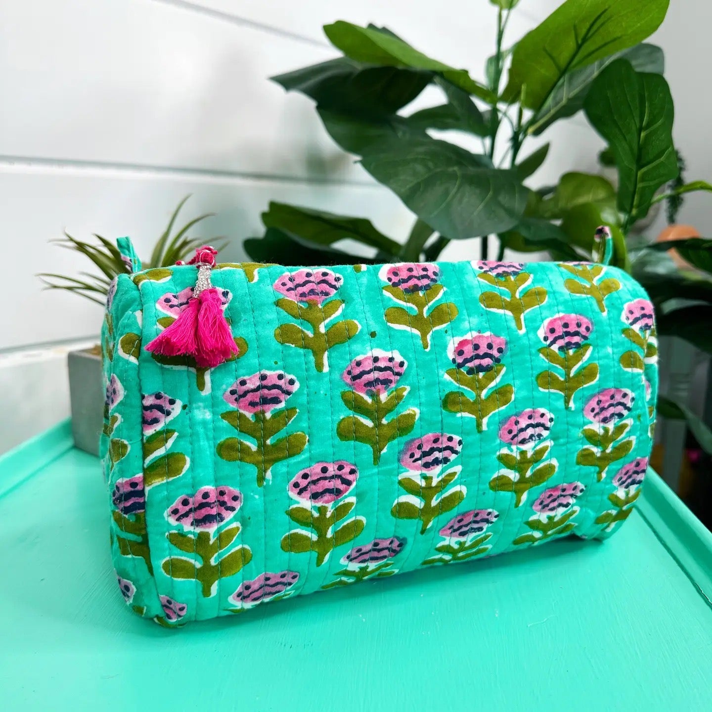 Quilted Makeup Cosmetic Bag - Aqua Floral